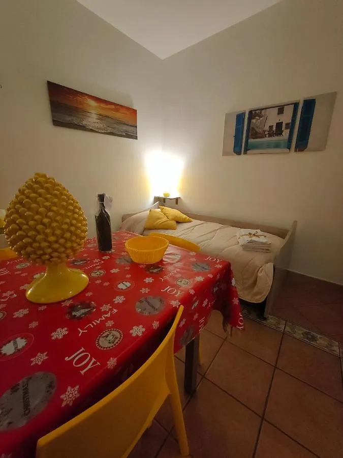 Villa Casa Palazzo Reale Palermo 0*,  Italia